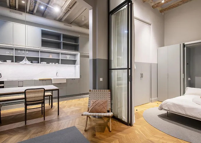 Bell Lloc High-end Design Daire Girona